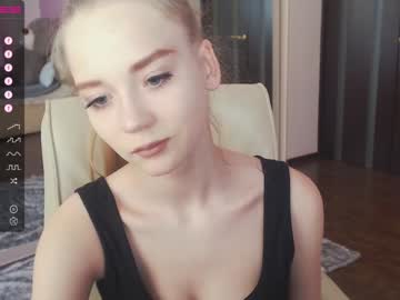 girl Cam Sex Girls Love To Fuck with nikole_shinebaby