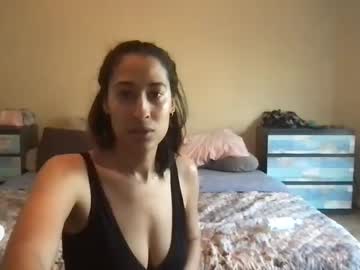 couple Cam Sex Girls Love To Fuck with 1champagnemami