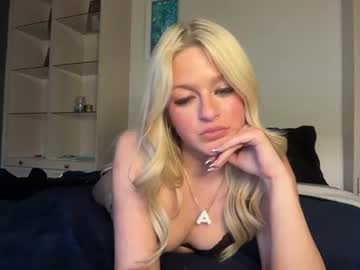 girl Cam Sex Girls Love To Fuck with zeekthefreek22