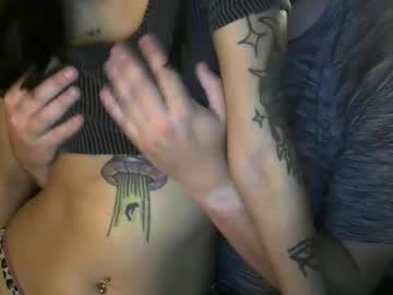 couple Cam Sex Girls Love To Fuck with themfmilf