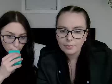 couple Cam Sex Girls Love To Fuck with amberxorae