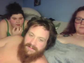 couple Cam Sex Girls Love To Fuck with the420family