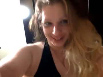 couple Cam Sex Girls Love To Fuck with kottonmouthkitty