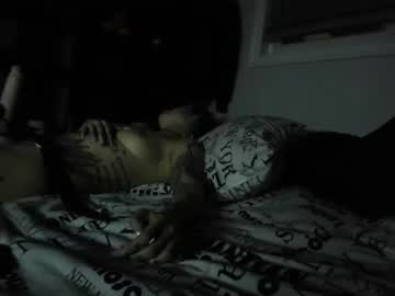 couple Cam Sex Girls Love To Fuck with issheawhore_
