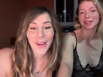 couple Cam Sex Girls Love To Fuck with novafoxx