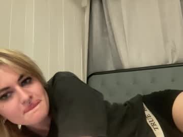 couple Cam Sex Girls Love To Fuck with nico_and_ray